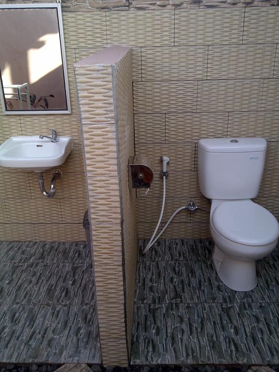 Kubu Sunset Guest House Nusa Lembongan  Bagian luar foto