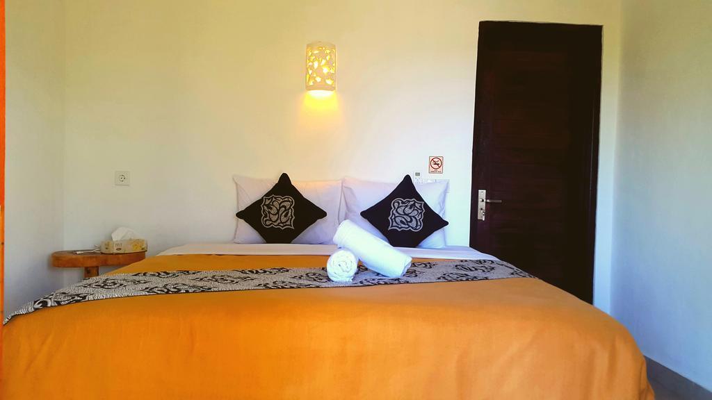 Kubu Sunset Guest House Nusa Lembongan  Bagian luar foto